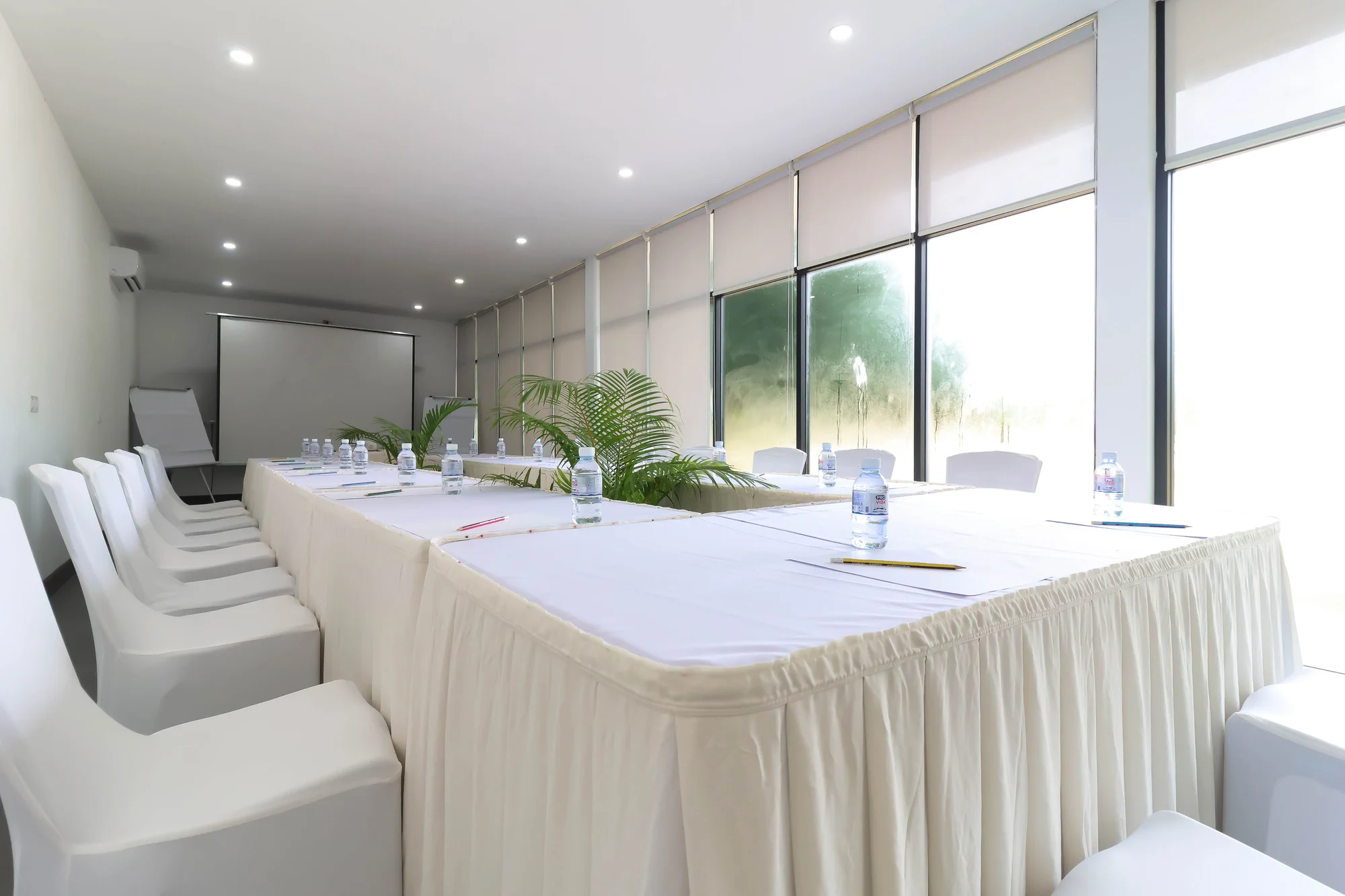 Small meeting room 2